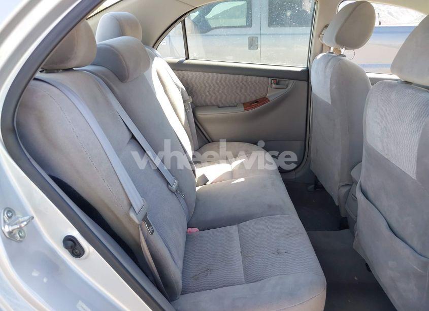 Photo 8 of 2005 Toyota Corolla LE (VIN 1NXBR32E15Z521412)