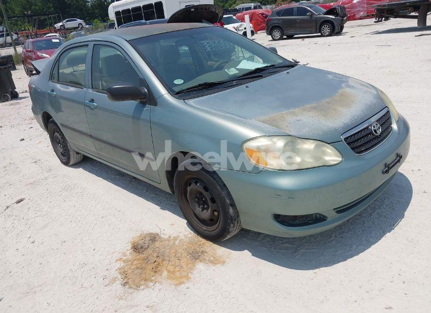 2005 Toyota Corolla CE (VIN 1NXBR32E15Z522043) main photo