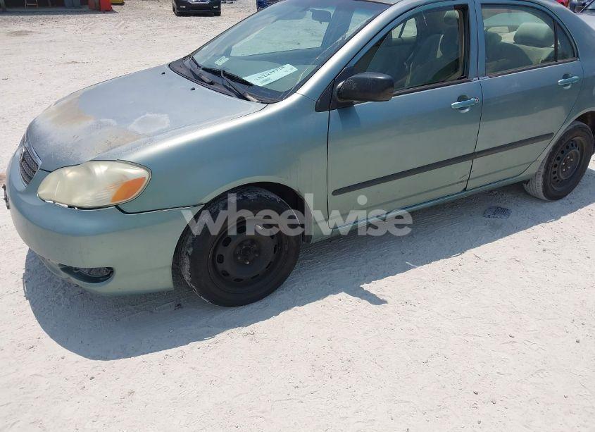 Photo 2 of 2005 Toyota Corolla CE (VIN 1NXBR32E15Z522043)