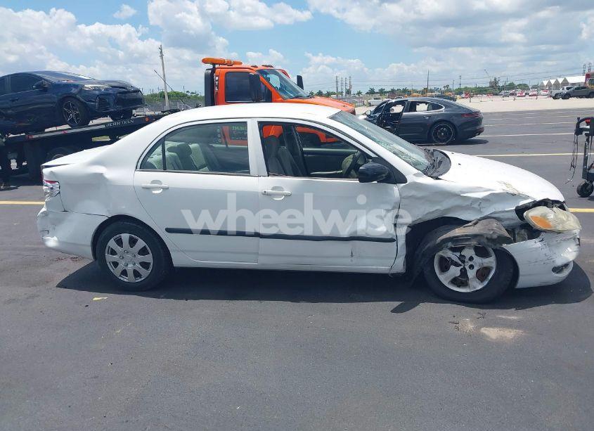 Photo 14 of 2005 Toyota Corolla CE/LE/S (VIN 1NXBR32E15Z530255)