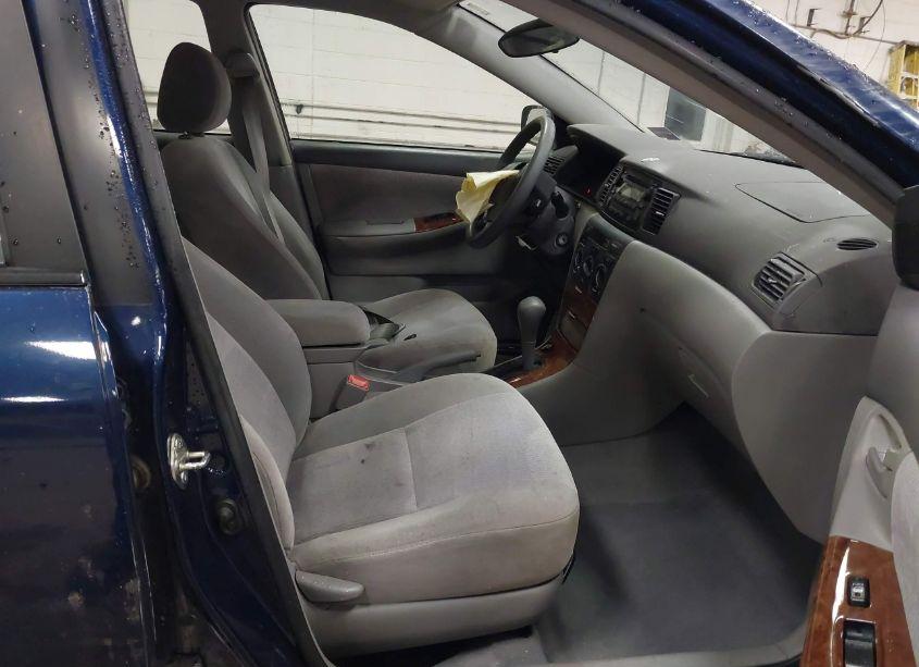 Photo 5 of 2005 Toyota Corolla LE (VIN 1NXBR32E15Z530871)