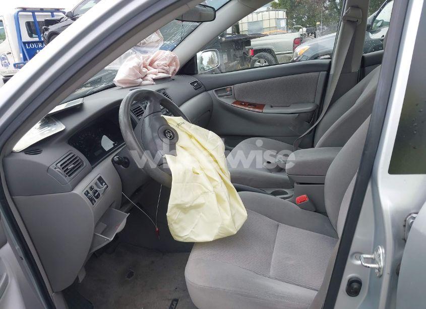 Photo 5 of 2005 Toyota Corolla LE (VIN 1NXBR32E15Z544348)