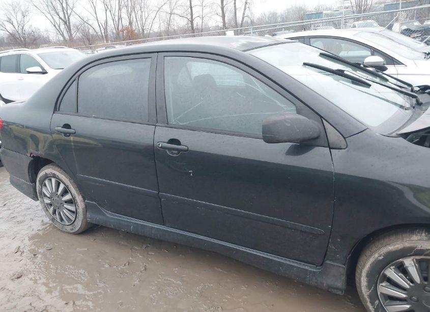 Photo 13 of 2005 Toyota Corolla S (VIN 1NXBR32E15Z549517)