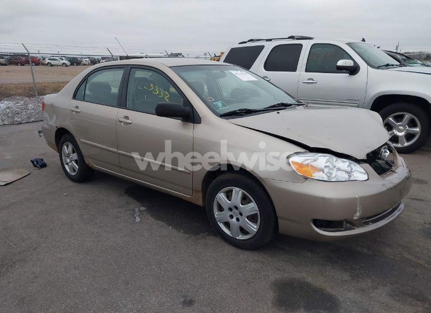 2006 Toyota Corolla LE (VIN 1NXBR32E16Z646573) main photo