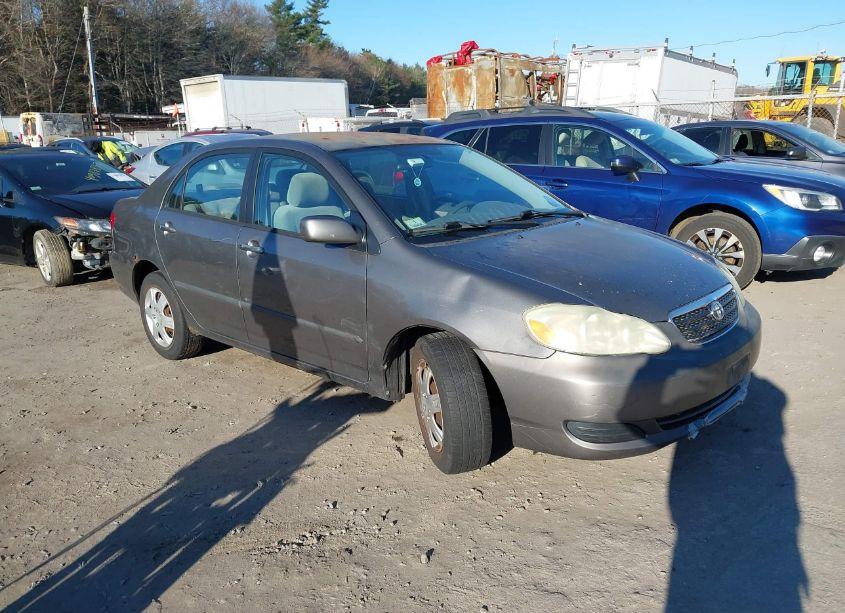 2006 Toyota Corolla LE (VIN 1NXBR32E16Z652535) main photo