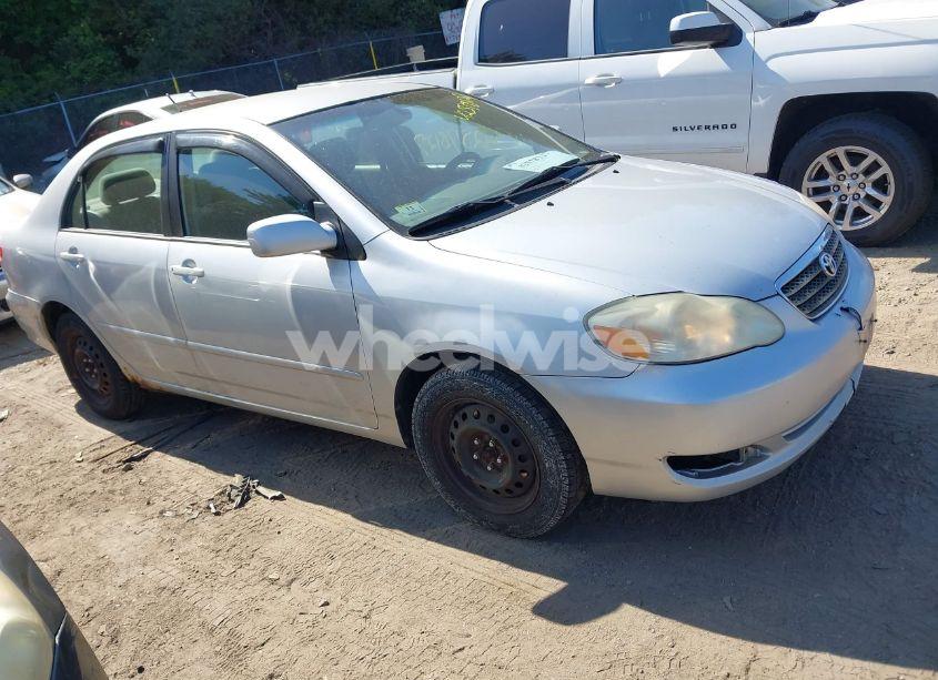 2006 Toyota Corolla LE (VIN 1NXBR32E16Z701538) main photo