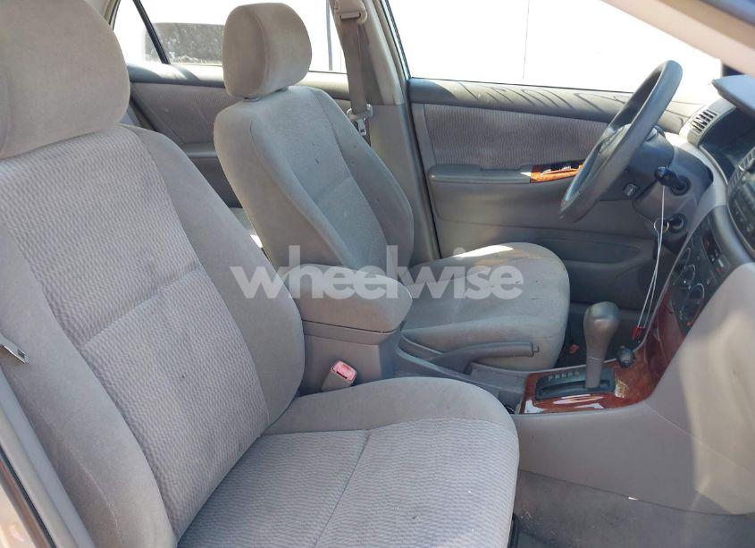 Photo 5 of 2006 Toyota Corolla LE (VIN 1NXBR32E16Z701538)