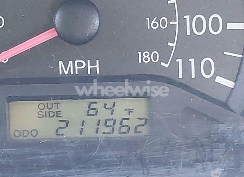 Photo 15 of 2007 Toyota Corolla CE (VIN 1NXBR32E17Z805741)