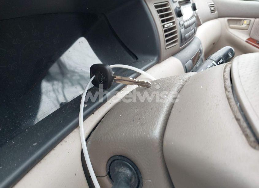 Photo 11 of 2007 Toyota Corolla LE (VIN 1NXBR32E17Z819560)