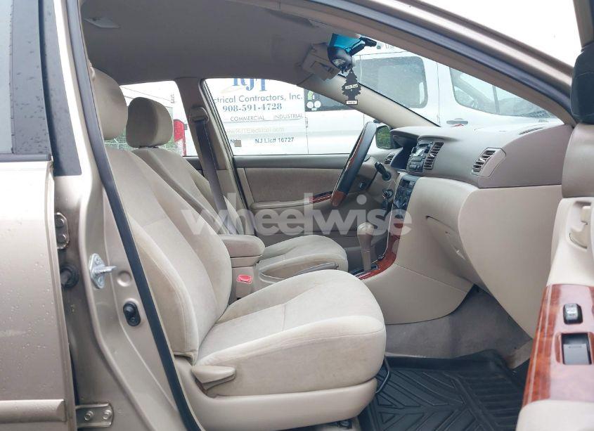 Photo 5 of 2007 Toyota Corolla LE (VIN 1NXBR32E17Z861341)