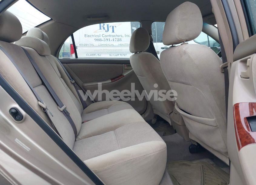 Photo 8 of 2007 Toyota Corolla LE (VIN 1NXBR32E17Z861341)