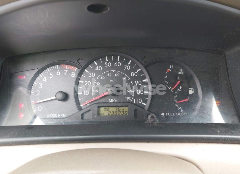 Photo 7 of 2007 Toyota Corolla CE (VIN 1NXBR32E17Z898776)