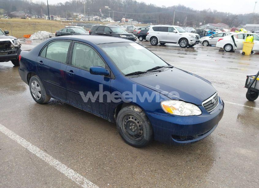 2007 Toyota Corolla LE (VIN 1NXBR32E17Z910313) main photo