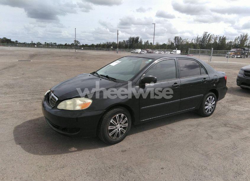 Photo 2 of 2007 Toyota Corolla CE (VIN 1NXBR32E17Z933624)