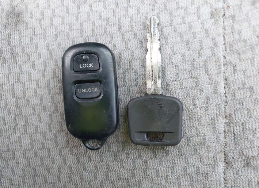 Photo 11 of 2003 Toyota Corolla LE (VIN 1NXBR32E23Z095985)