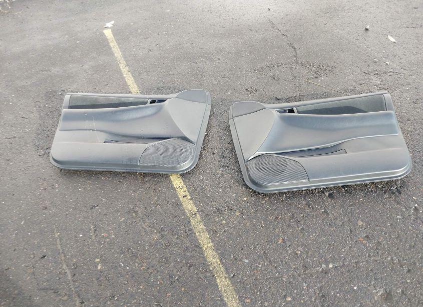 Photo 12 of 2003 Toyota Corolla LE (VIN 1NXBR32E23Z095985)