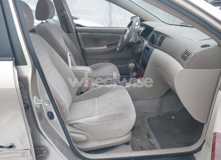 Photo 5 of 2004 Toyota Corolla LE (VIN 1NXBR32E24Z205936)