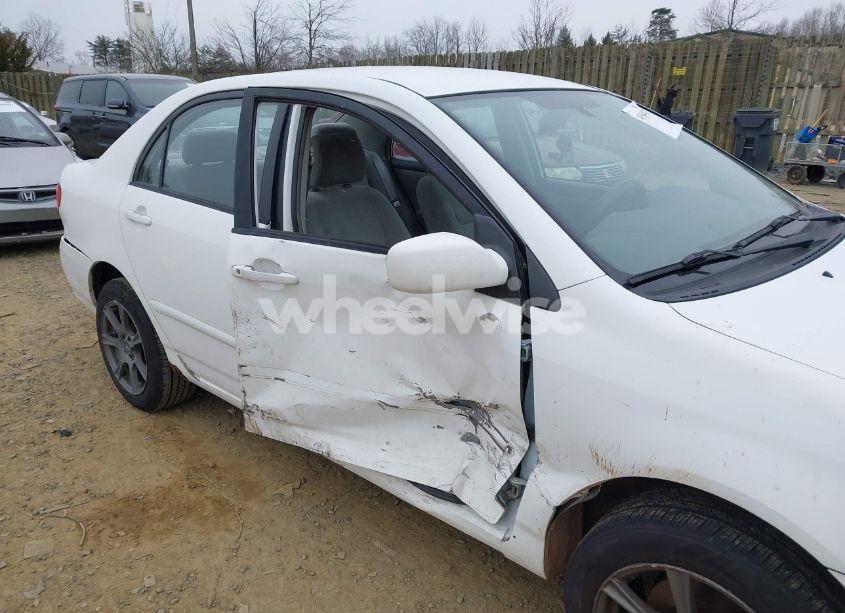 Photo 6 of 2004 Toyota Corolla LE (VIN 1NXBR32E24Z228732)