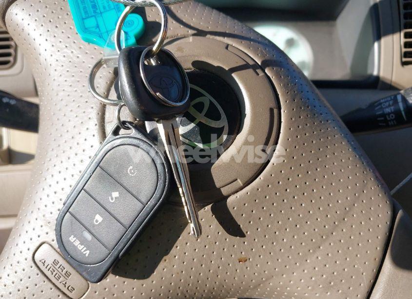 Photo 11 of 2004 Toyota Corolla LE (VIN 1NXBR32E24Z321346)