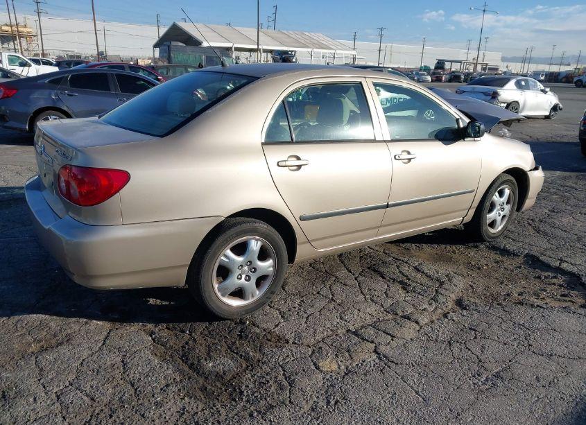 Photo 4 of 2005 Toyota Corolla CE (VIN 1NXBR32E25Z342585)