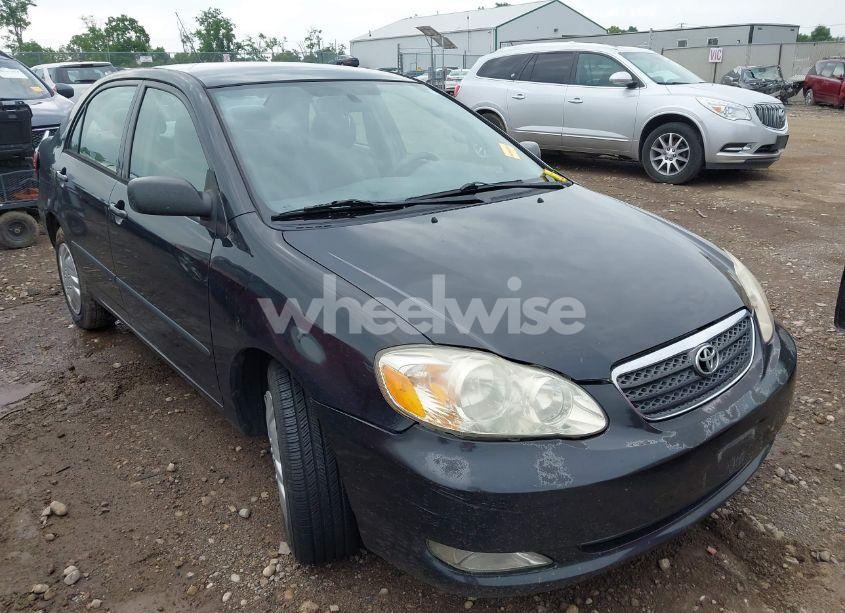 2005 Toyota Corolla CE (VIN 1NXBR32E25Z370757) main photo