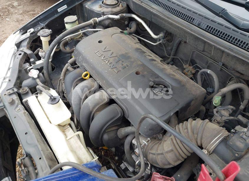 Photo 10 of 2005 Toyota Corolla CE (VIN 1NXBR32E25Z370757)