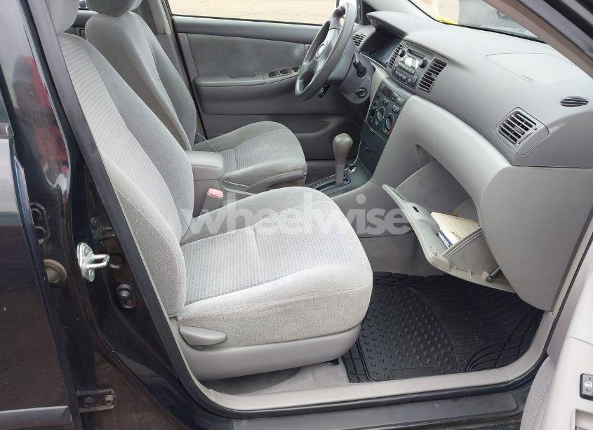 Photo 5 of 2005 Toyota Corolla CE (VIN 1NXBR32E25Z370757)