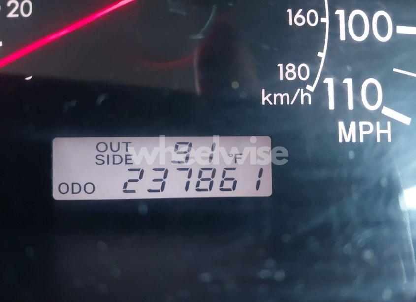 Photo 14 of 2005 Toyota Corolla LE (VIN 1NXBR32E25Z375280)