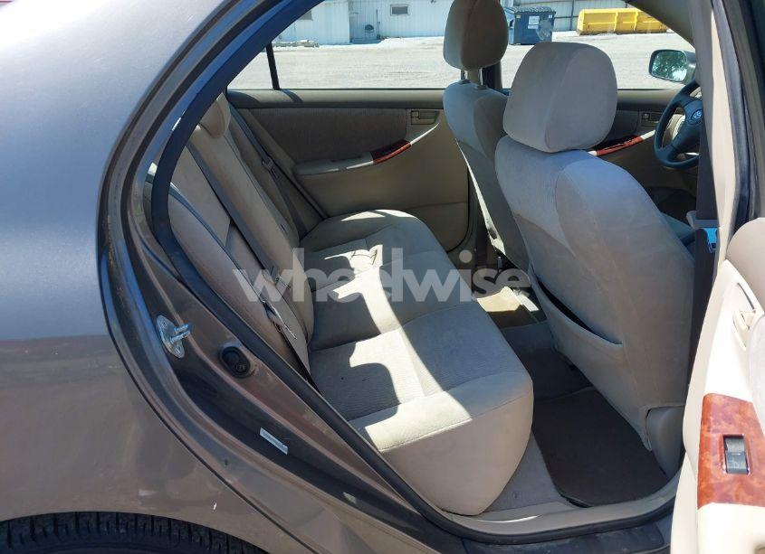 Photo 8 of 2005 Toyota Corolla LE (VIN 1NXBR32E25Z375280)