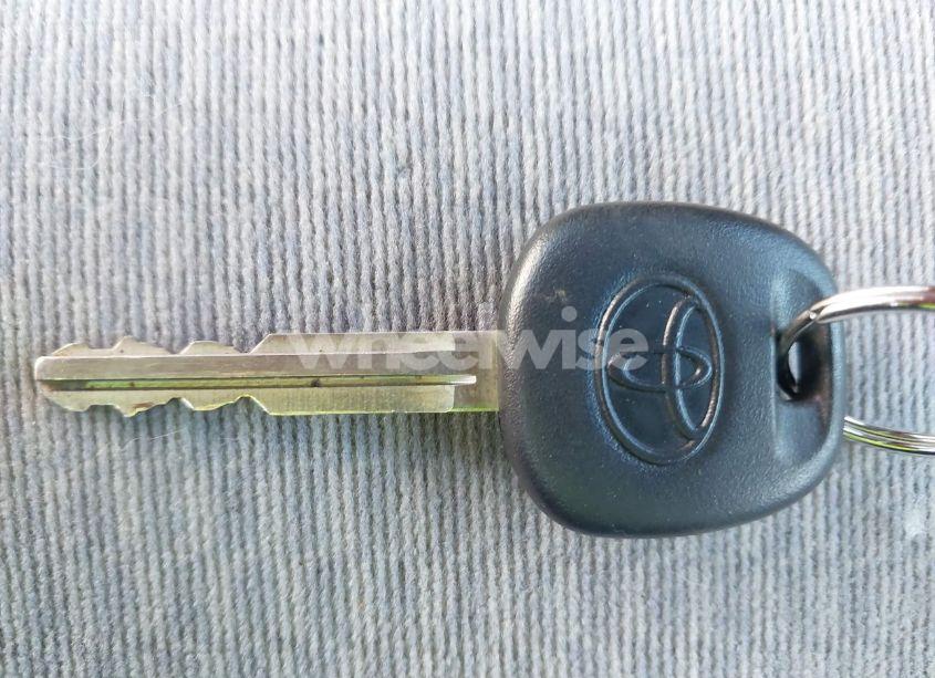 Photo 11 of 2005 Toyota Corolla LE (VIN 1NXBR32E25Z410996)