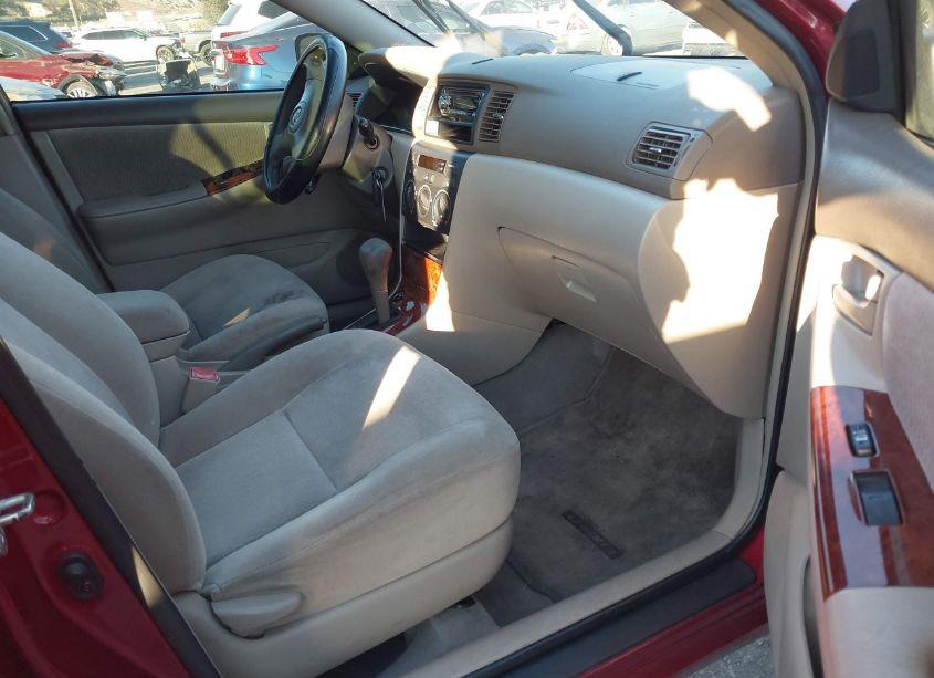 Photo 5 of 2005 Toyota Corolla LE (VIN 1NXBR32E25Z438250)