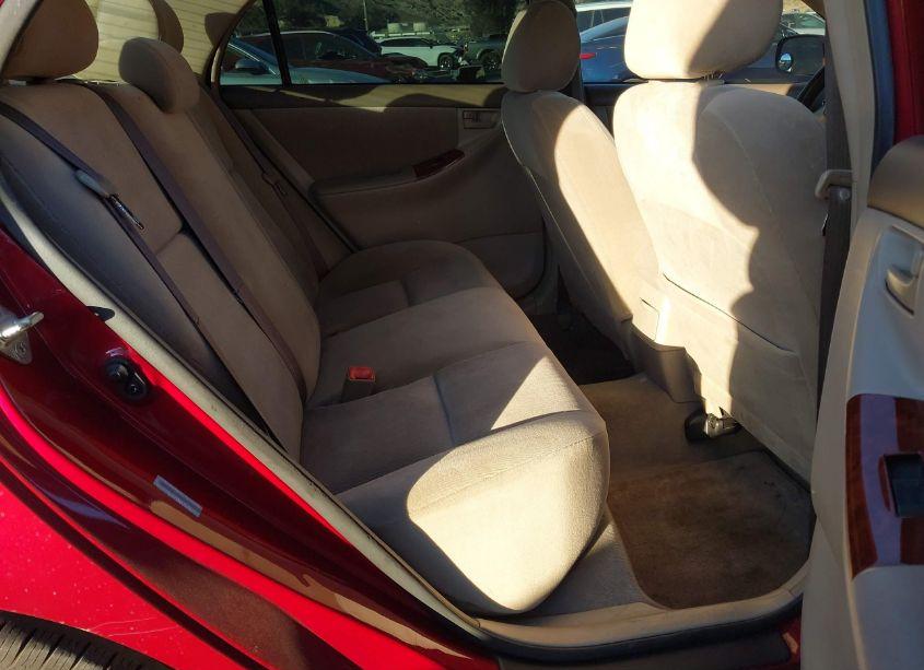 Photo 8 of 2005 Toyota Corolla LE (VIN 1NXBR32E25Z438250)