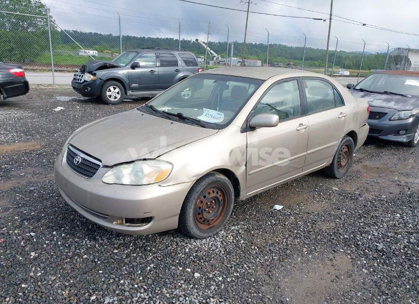 Photo 2 of 2005 Toyota Corolla LE (VIN 1NXBR32E25Z444923)