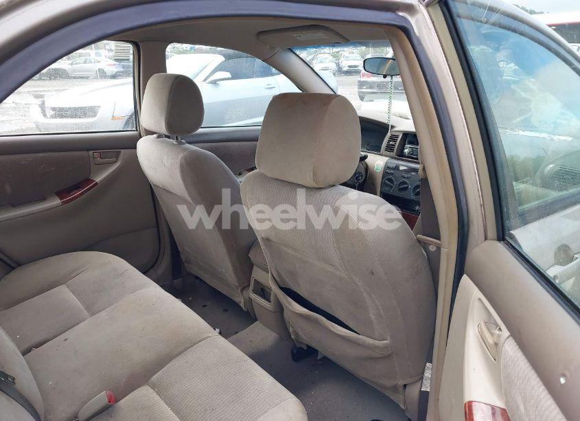 Photo 8 of 2005 Toyota Corolla LE (VIN 1NXBR32E25Z444923)