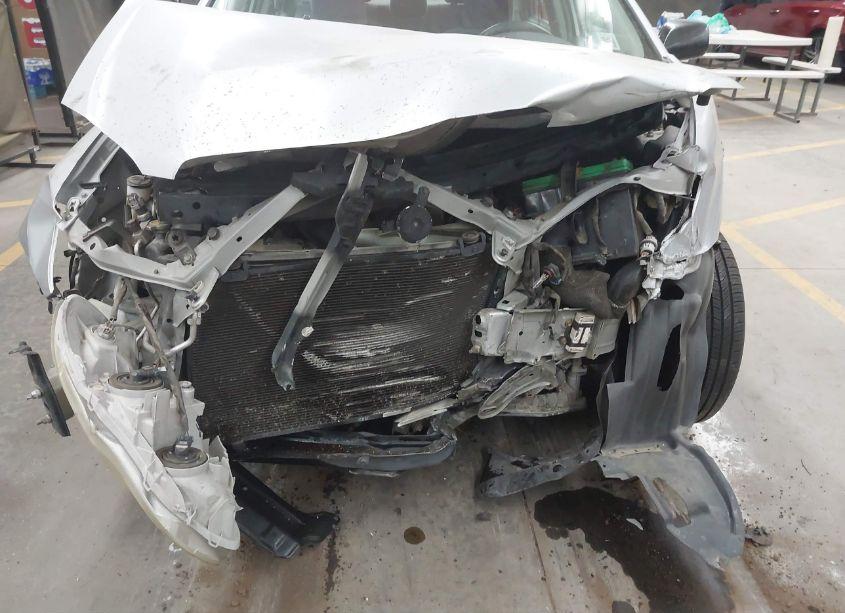 Photo 11 of 2005 Toyota Corolla CE (VIN 1NXBR32E25Z473659)