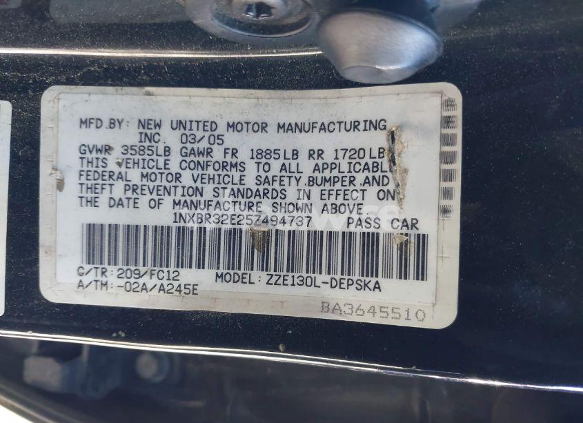 Photo 9 of 2005 Toyota Corolla S (VIN 1NXBR32E25Z494737)