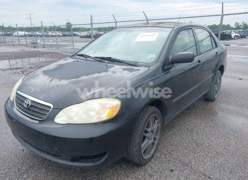 Photo 2 of 2005 Toyota Corolla CE (VIN 1NXBR32E25Z540180)