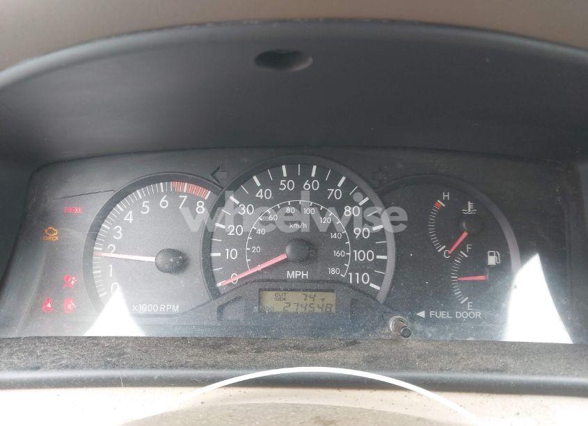 Photo 7 of 2005 Toyota Corolla CE (VIN 1NXBR32E25Z540180)