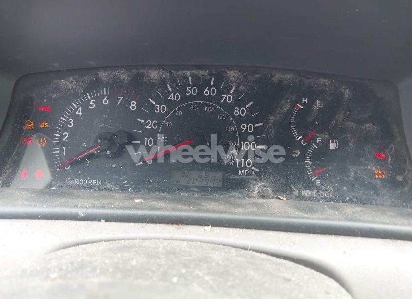 Photo 7 of 2005 Toyota Corolla LE (VIN 1NXBR32E25Z557920)