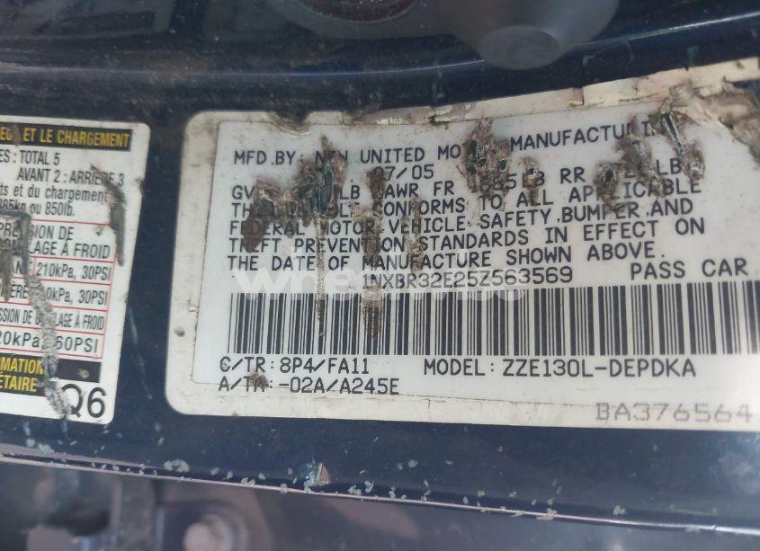 Photo 9 of 2005 Toyota Corolla CE (VIN 1NXBR32E25Z563569)