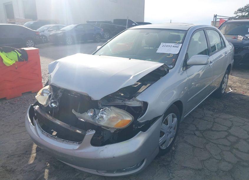 Photo 2 of 2006 Toyota Corolla LE (VIN 1NXBR32E26Z676374)