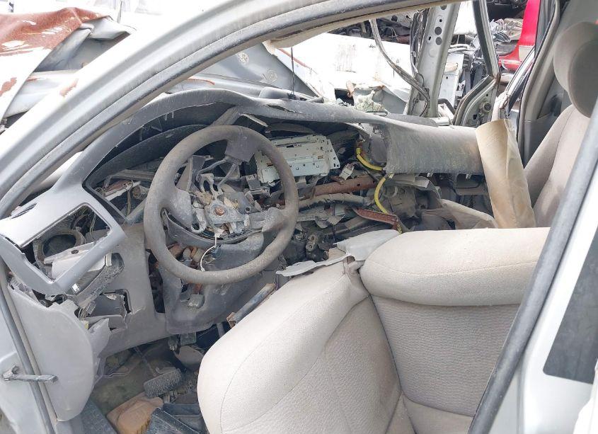 Photo 5 of 2006 Toyota Corolla LE (VIN 1NXBR32E26Z760579)