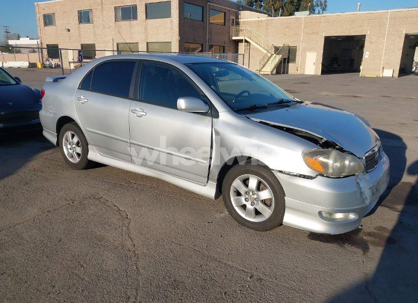2007 Toyota Corolla S (VIN 1NXBR32E27Z820068) main photo