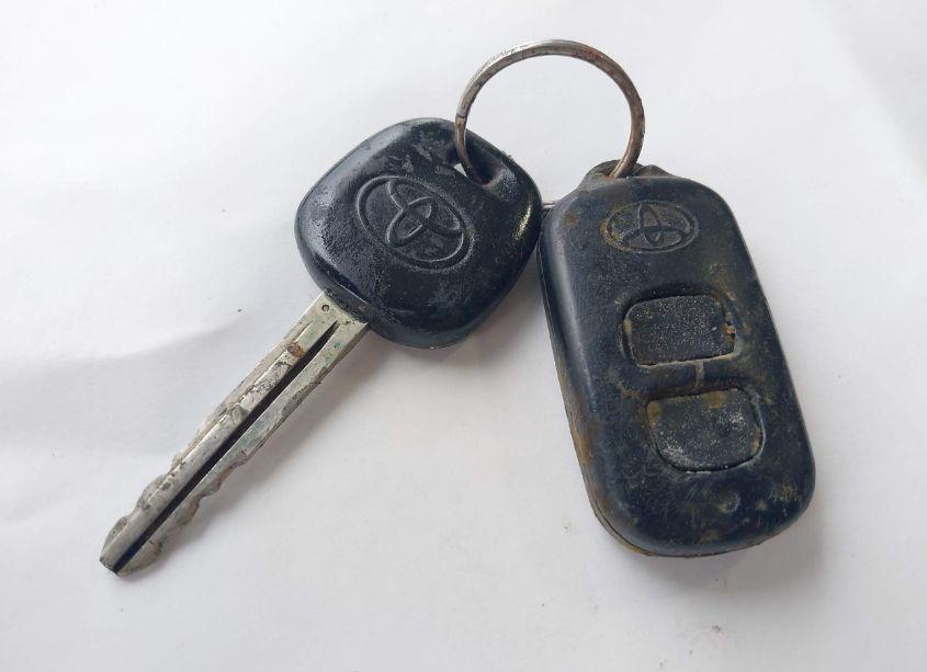 Photo 11 of 2007 Toyota Corolla CE (VIN 1NXBR32E27Z826596)