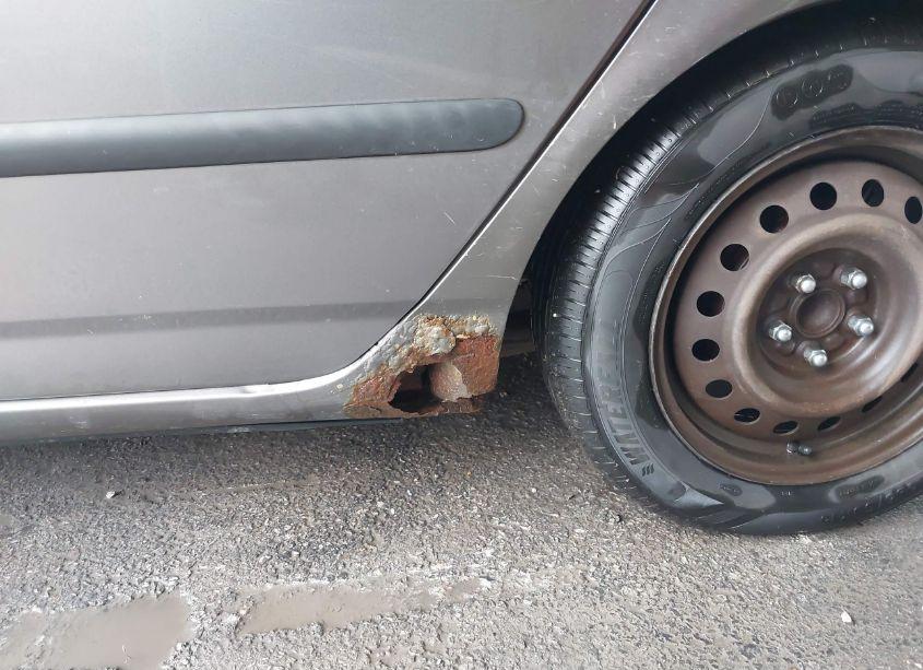 Photo 18 of 2007 Toyota Corolla CE (VIN 1NXBR32E27Z826596)