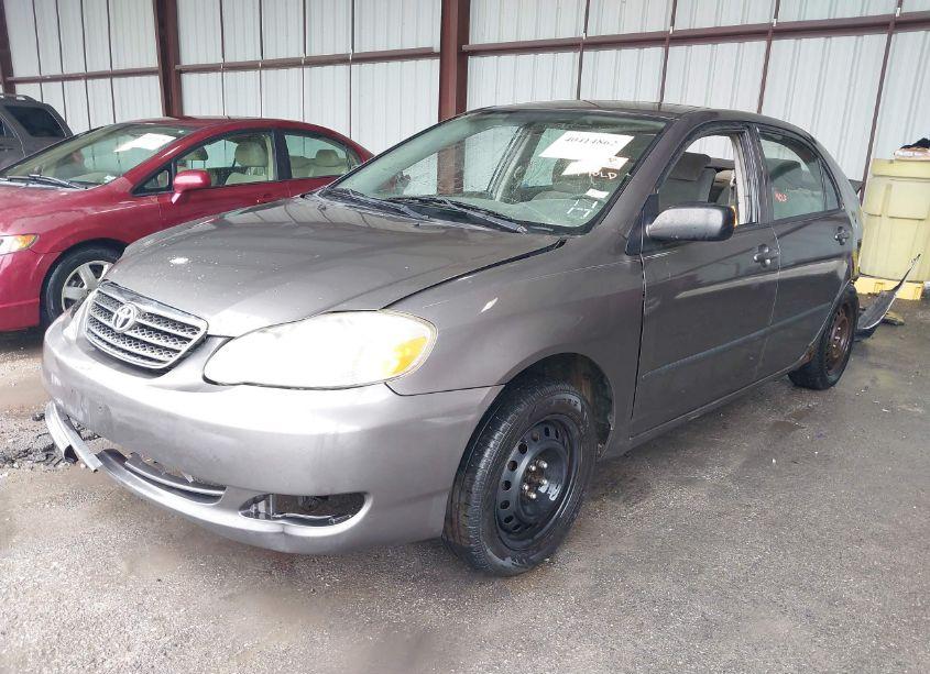 Photo 2 of 2007 Toyota Corolla CE (VIN 1NXBR32E27Z826596)