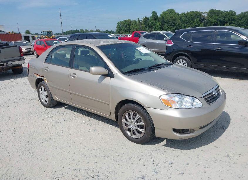 2007 Toyota Corolla LE (VIN 1NXBR32E27Z853149) main photo