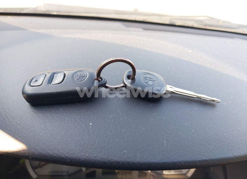 Photo 11 of 2007 Toyota Corolla S (VIN 1NXBR32E27Z862935)