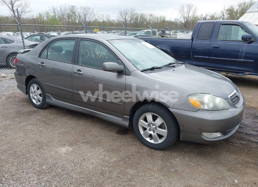2007 Toyota Corolla S (VIN 1NXBR32E27Z885132) main photo