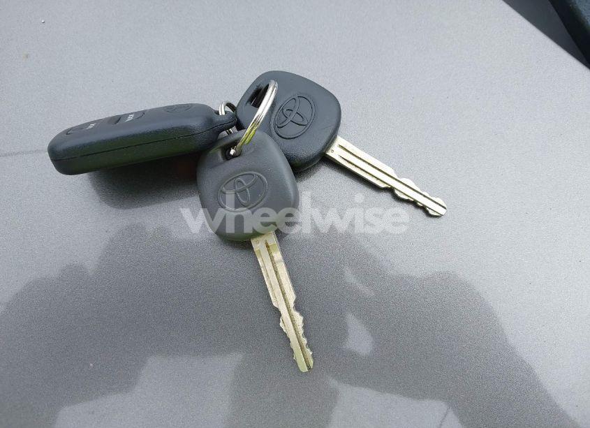 Photo 11 of 2007 Toyota Corolla S (VIN 1NXBR32E27Z885132)